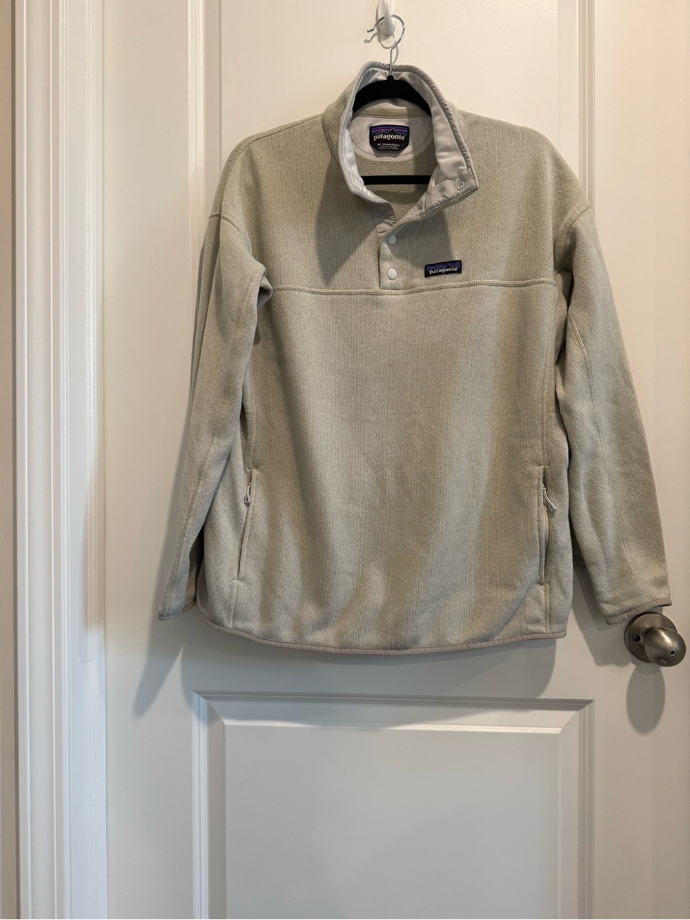 Patagonia Women's Cream Pullover Fleece